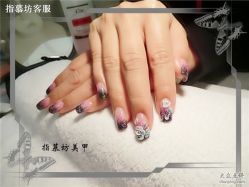 经典多色渐变水晶甲配超美玫瑰-指慕坊美甲造型