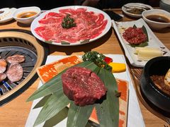-炼火烤肉店
