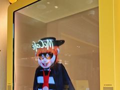 -麦当劳(中二横路店)