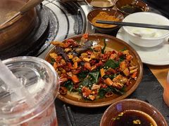 -阿山卓·野生菌火锅·纳西火塘烤肉