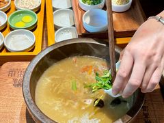-良米山·云南野生菌过桥米线(上海首店)