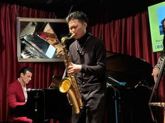 -东岸Cafe 爵士俱乐部