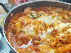 -亲昵春川鸡排(韩国美食街店)