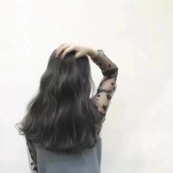 黑茶色，何阳-意念造型