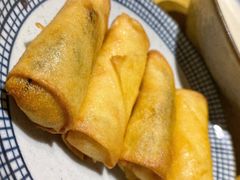 雪菜黄鱼春卷-南小蟹手工點心(三里屯店)