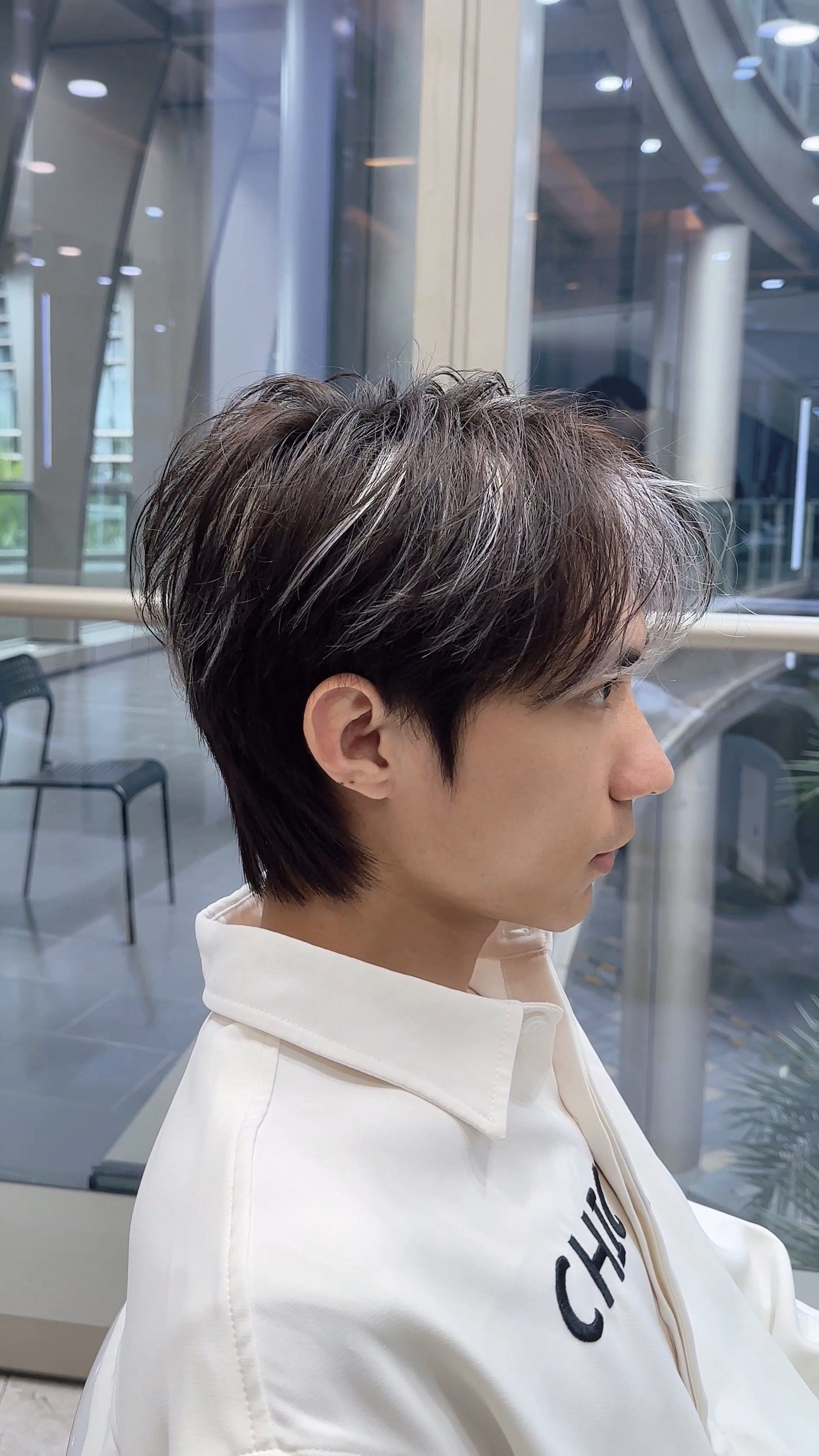 男生最帅的光线挑染