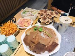 -鲜货俚鲜火锅(青果路店)