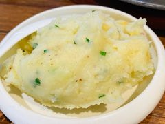 -云海肴·汽锅鸡·云南菜(天山百盛优客店)