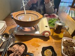 -天成·潮州牛肉脆肉鱼生蚝自助火锅