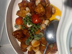 特色宫保鸡丁-羲和雅苑•北京烤鸭(陆家嘴中心店)