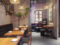 -炉小二铜锅牛蛙•川湘菜(三里屯店)