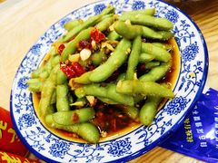 绝味毛豆-江城燕子大排档(江汉路步行街店)