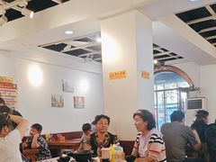 -丽虹云南过桥米线(兴工街店)