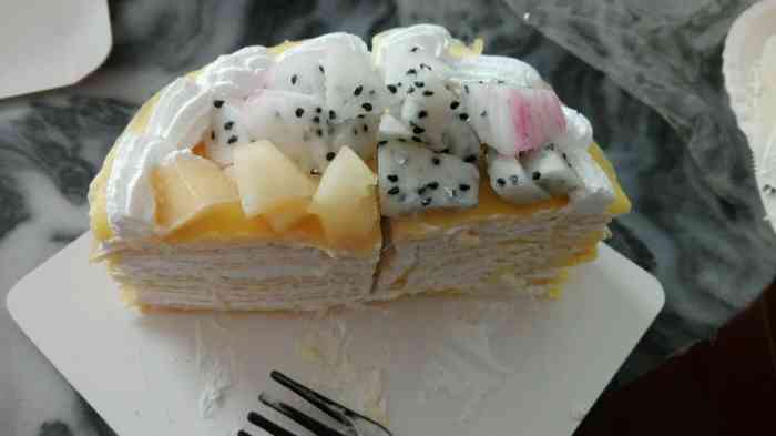 鑫乐美千层蛋糕-"位置有点偏,找了一段时间才找到.味道一般.