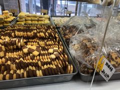 -爱德顺糕点食屋(利民道店)