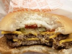 -麦当劳(金稻田路餐)