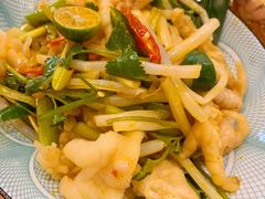 越式酸辣鸡爪-越美小馆·越南料理(曲江店)