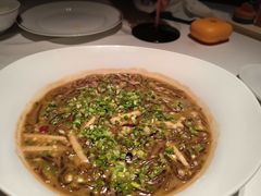 沙蒜烧豆面-荣轩(新荣记环球金融中心店)
