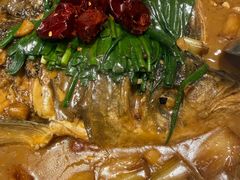 葱烧大鱼头泡饼-北平盛世·新京菜·北京烤鸭(劲松·双井店)