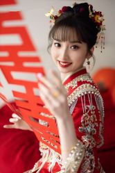 -LOVINA洛维娜婚纱礼服