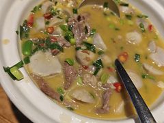 -头上红煨盐鸡·非遗院子餐厅