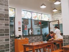 大堂-禾诗夜市大饼油条(松江店)