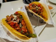 墨西哥烤鸡肉沙拉和玉米脆饼-Deer Park鹿园西餐(仁恒置地广场店)