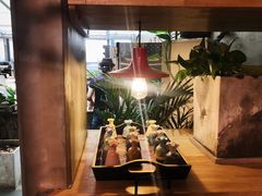 -HIGH FIVE哈福手工汉堡(桂林路店)