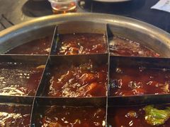 -邓莽子老火锅(中兴路总店)