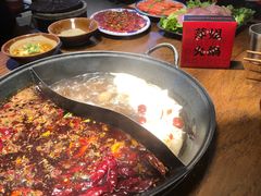 -萍姐火锅·公路夜市(武汉首店)