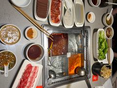 -海底捞火锅(新松江路生日主题店)