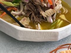 -马尔龙新疆饭店·清真(瑞景店)