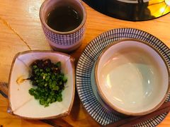 -野山舂·贵州现舂酸汤火锅(鸿通城店)