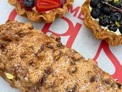 -HOT CRUSH趁热集合·现烤面包(环球港店)