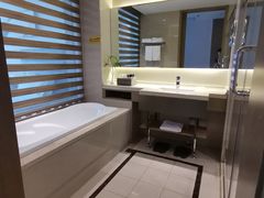 -兴芮温泉度假区