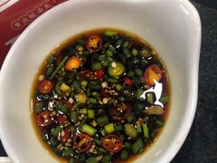 辣椒沾水-老来福·非遗酸汤兔(凯旋路店)