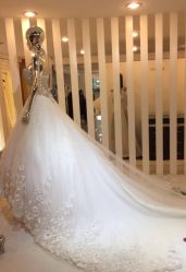 -完美新娘婚纱摄影