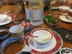 -毛辣果·贵州红酸汤牛肉火锅(西单店)