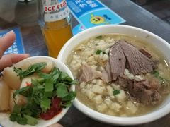 普通的羊肉泡馍-一间楼牛羊肉泡馍馆(东一路店)