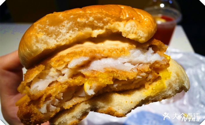 麦当劳(宝地广场店)阿拉斯加深海狭鳕鱼堡图片