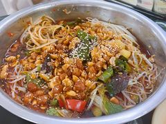 -周良天山牛杂城(天山路总店)