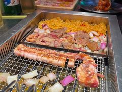 -张牌牌·东北烤肉小吃市集(金楠天街店)