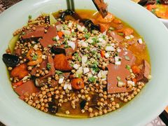 麻辣鸭血肥肠-绿茶餐厅(朝阳大悦城店)