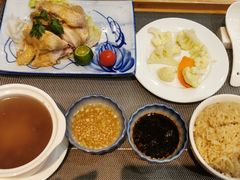-亚龙湾老厨房·海南家常味