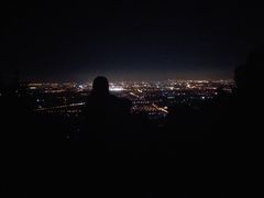 -鬼笑石后山停车场