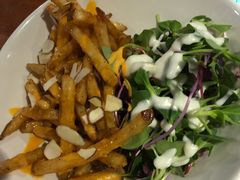 -BHC炸鸡(明洞总店)