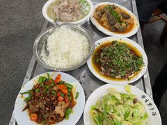 -荣生萝卜汤饭店