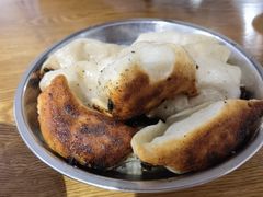 -黄阿姨锅贴大王(万航渡路店)