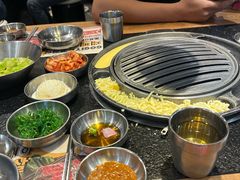 -GOGIYA·咕叽吖韩国传统烤肉店(东方新天地店)