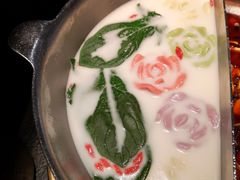 -湊湊火锅·茶憩(新中关购物中心店)